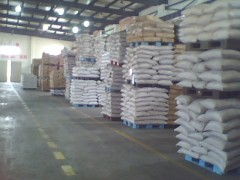 上海洪維實業(yè) 為您提供可靠的上海石化M450E門式起重機